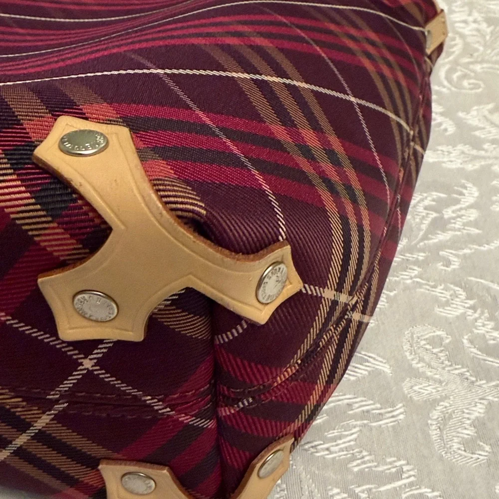 Burberry Nova Tote💕free Canvas Burberry Cosmetic Case